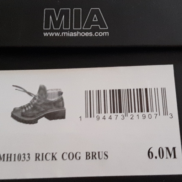 MIA Tracker Booties. - Picture 3 of 3